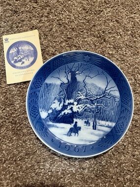 Vintage Royal Copenhagen 1967 Collector Plate “The Royal Oak”